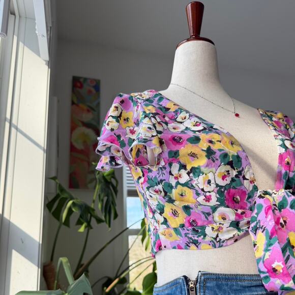 Deep Plunge Floral Wrap Crop Top - Picture 2 of 3